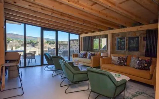 Duruelo Mountain Suites