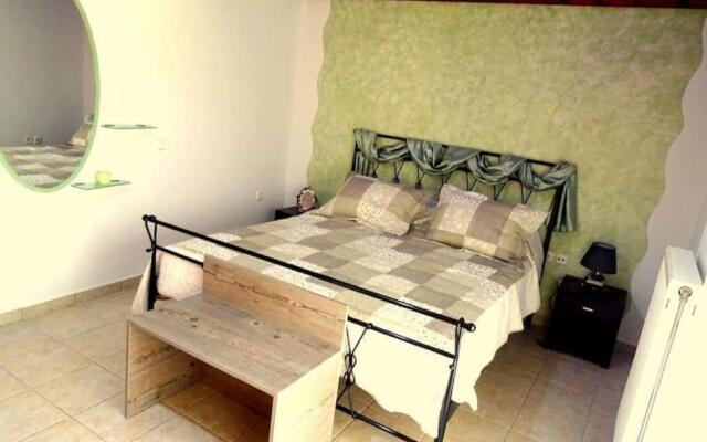 Cozy apartment in Paradisi