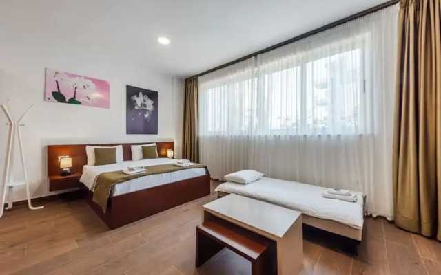 Modern Studio by the Beach - Orkidea