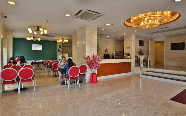 OYO 597 Winner Hotel
