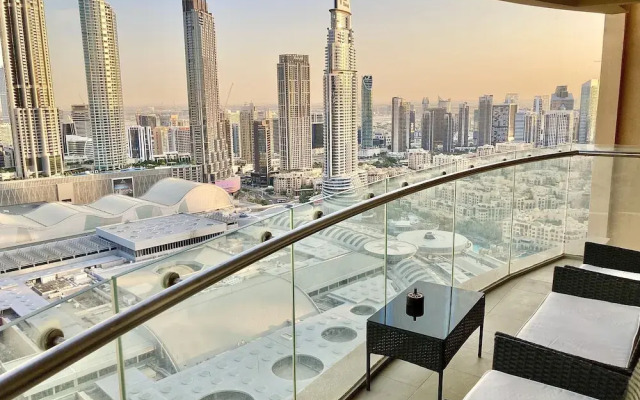 SuperHost- Classy Apt With Incredible Partial Fountain View I Address Dubai Mall