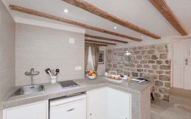 Old Town Center Studio Apartments