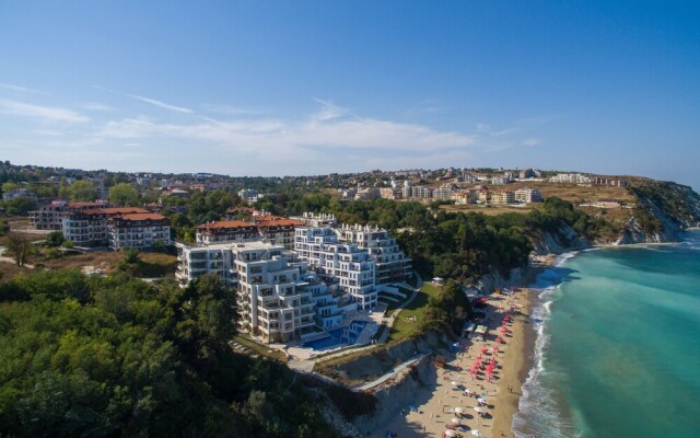 Byala Vista Cliffs