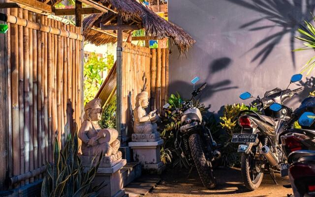 Full Moon Guest House
