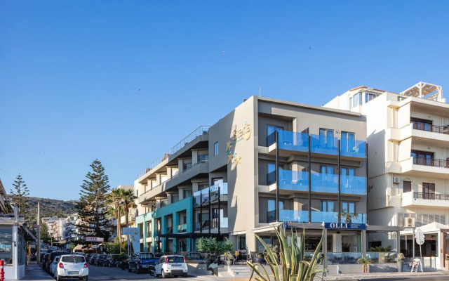 Steris Elegant Beach Hotel & Apartments