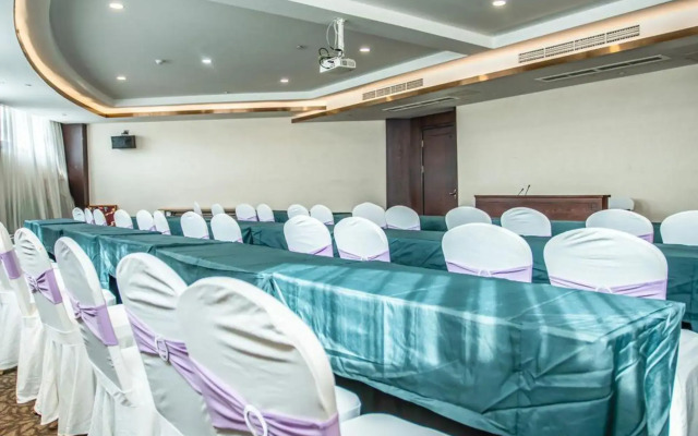 Phoenix International Hotel