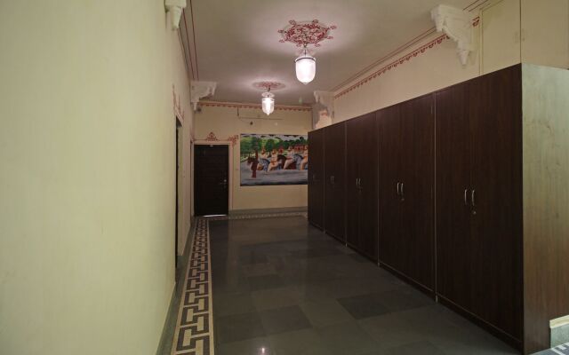 OYO 9161 Hotel Janak Vilas