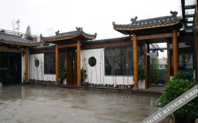 Pushe · Yaju Hotel