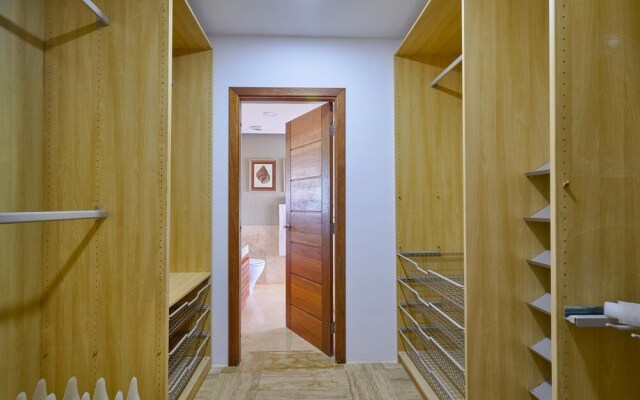 Beachfront Condo w Sea View Ah-201 Costa Atlantica