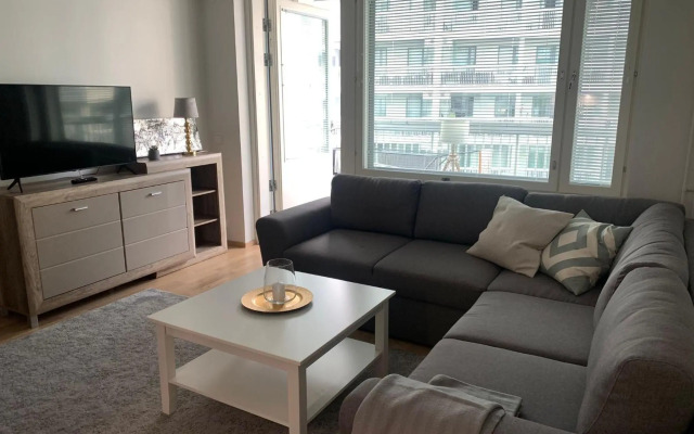 Modern one bedroom apartment nearby Airport