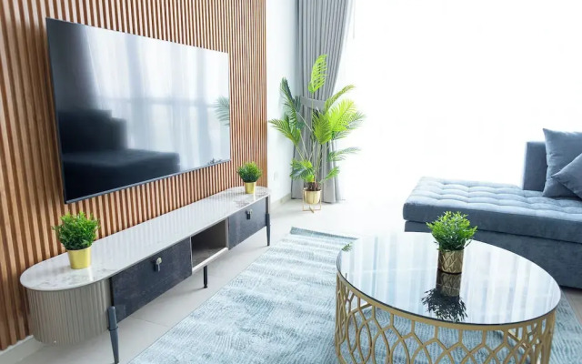 HAPPY SEASON I Al Bateen Residences