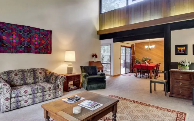 Meadow 24 2 Br condo by RedAwning