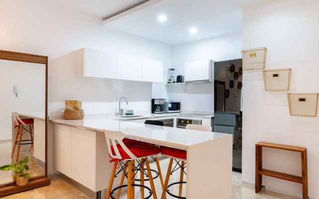 Menesse On The Beach 5 1 Bedroom Condo