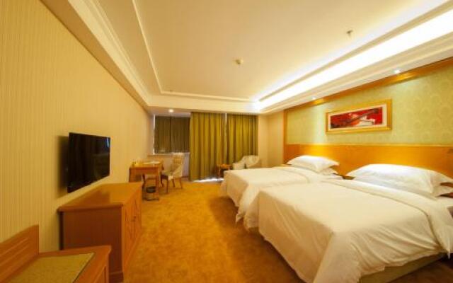 Vienna Hotel Rugao Zhengxiang Square branch