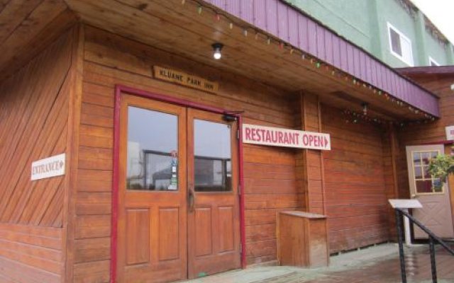 Kluane Park Inn