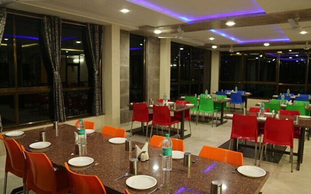 Hotel Holiday Inn Highway