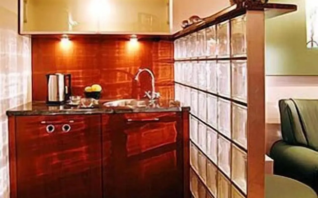 Duval Serviced Apartments
