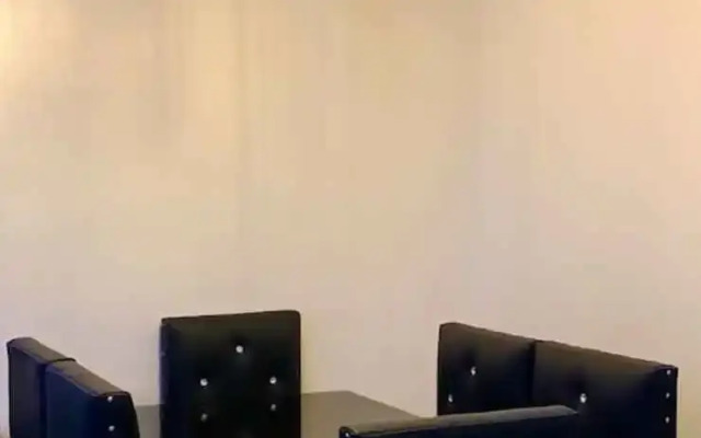 Makati CBD Resort 2 bedroom