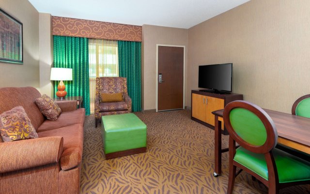 Embassy Suites Omaha-La Vista/Hotel & Conference Center