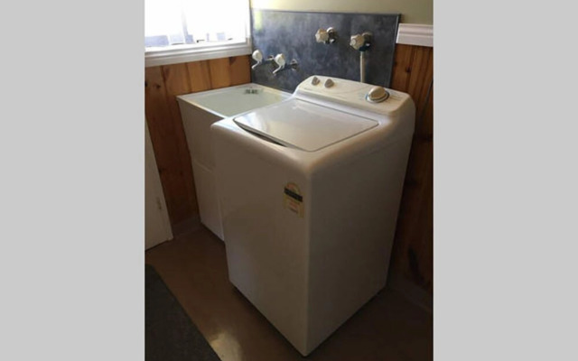 Kellraine Holiday Units