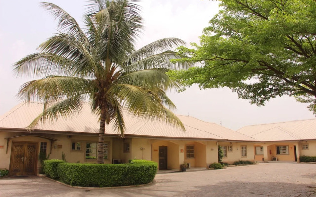 Kriscane Suites Annex