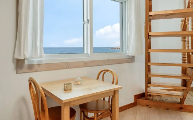 Pohang In The Blue Spa Pension