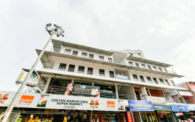 Vattekad Tourist Home by OYO Rooms