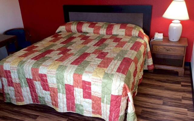Regency Inn lola Kansas