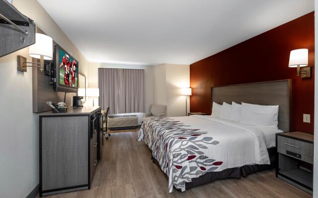 Red Roof Inn Clifton Park