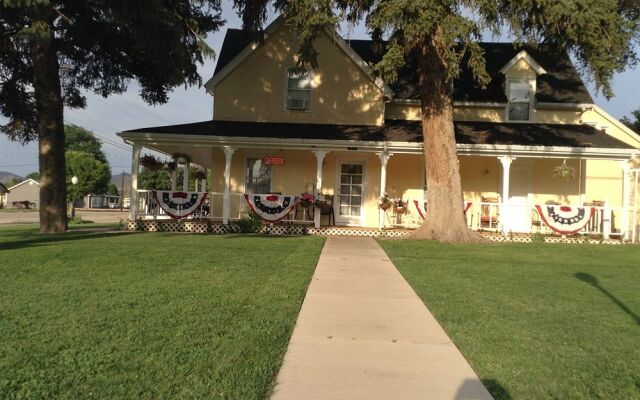 Victoria's Bed & Breakfast