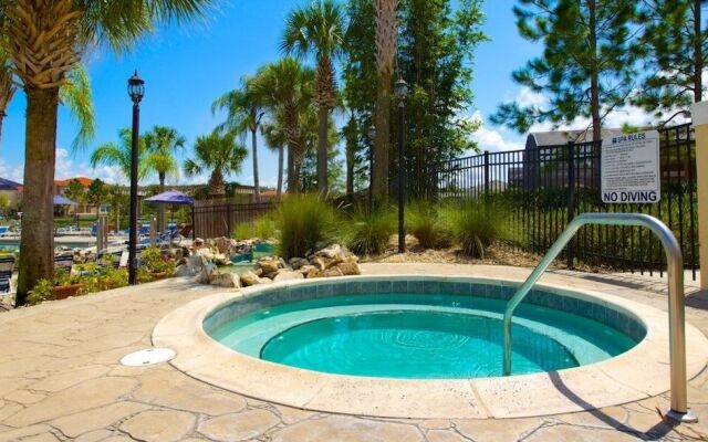 Villa Azul 4 Bedroom Townhouse by RedAwning