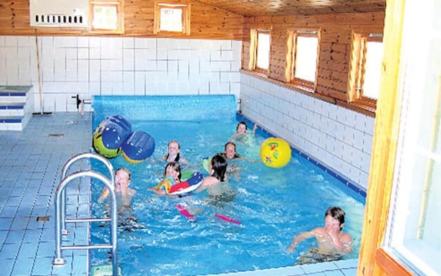 Awesome Home in Lindesnes With 5 Bedrooms, Sauna and Indoor Swimming Pool