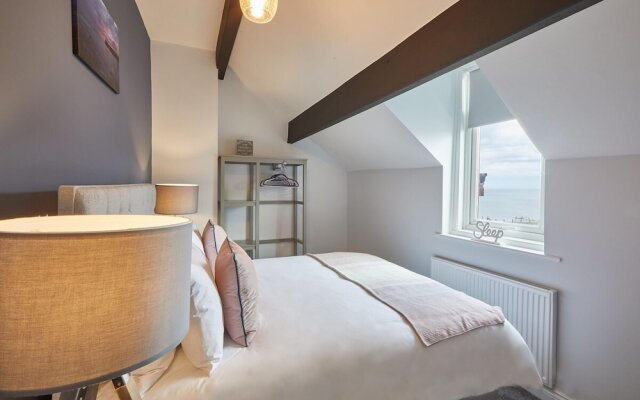 Host Stay Emerald Hideaway