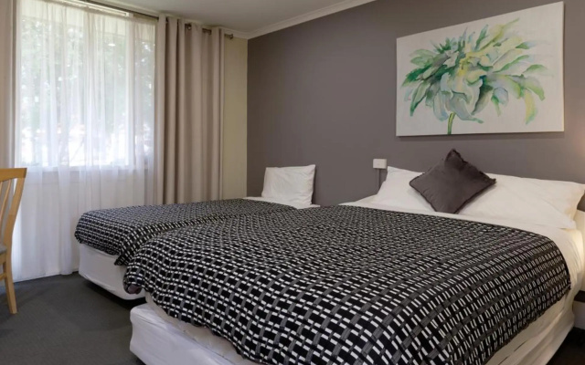 Keilor Motor Inn – Guest Rooms – Melbourne