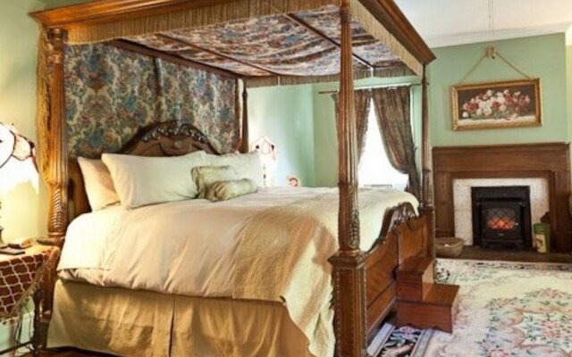 Maple Hill Bed and Breakfast