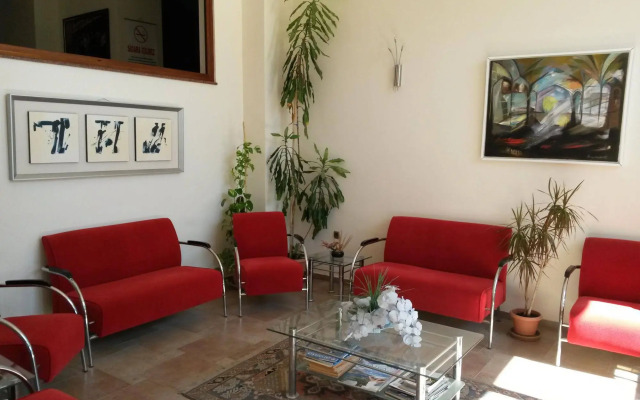 Fora Apart Hotel