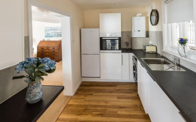 Beachside Apartment On The Beach