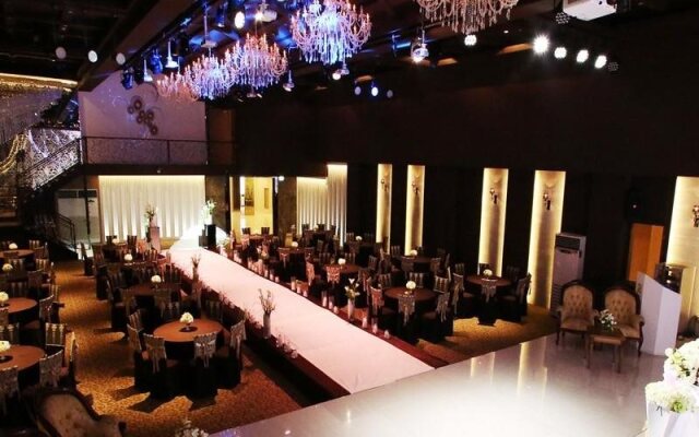 HIVICE Hotel
