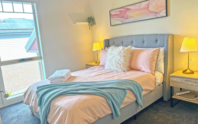 Exquisite 2BR Staycation Ringwood