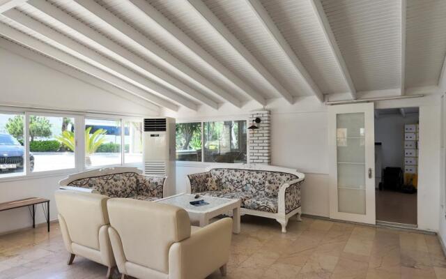 Li̇zboni̇a Çeşme Otel