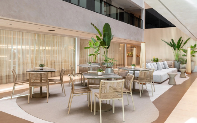 Ritz Suites Hotel