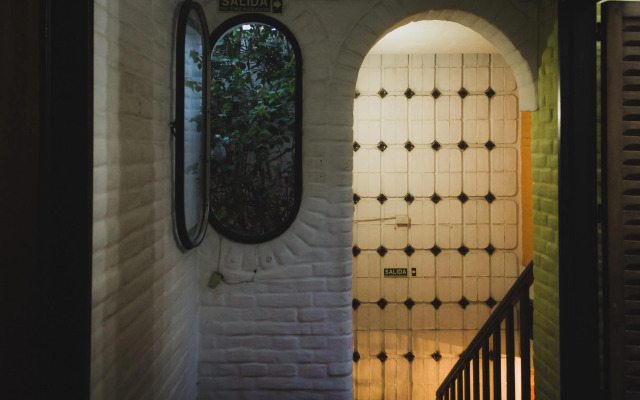 Babilonia Hostel