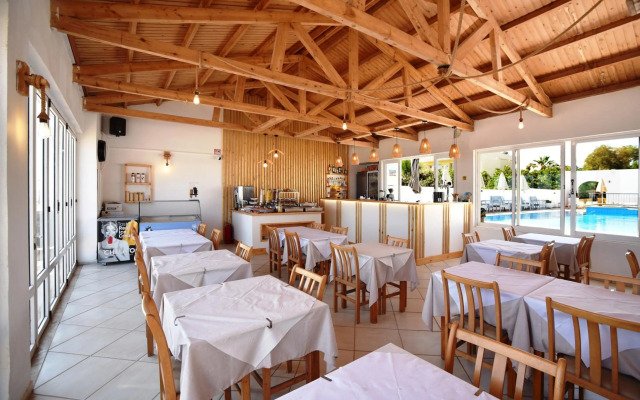 Kasapakis Hotel & Apartments