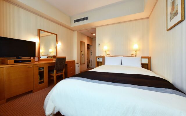 Отель The Crest Hotel Kashiwa