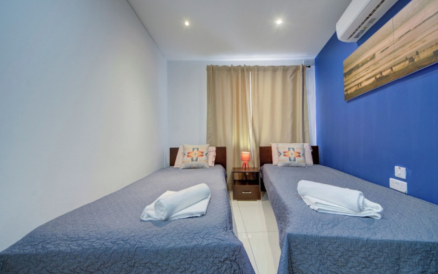 Off the Ferries, Sliema, 2-bedroom Apartment