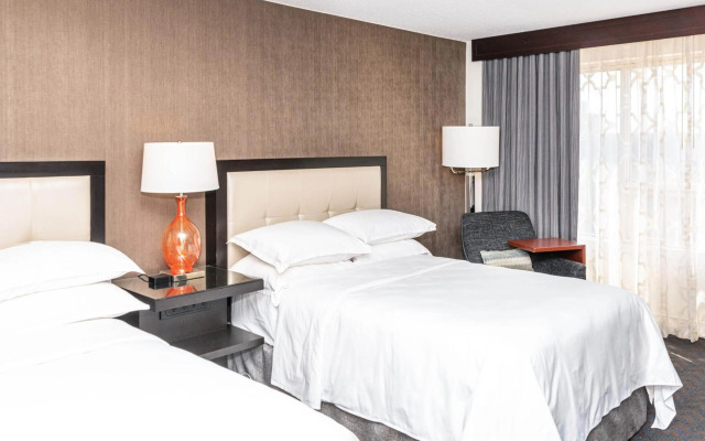 Sheraton Indianapolis City Centre Hotel