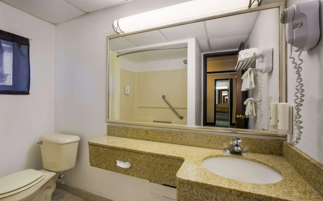 Quality Inn & Suites Millville