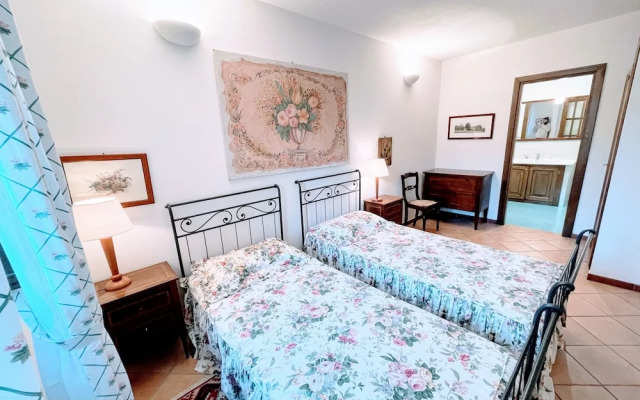 Casetta - Sleeps 5 With Aircon, Wifi, Pool and Astounding Views