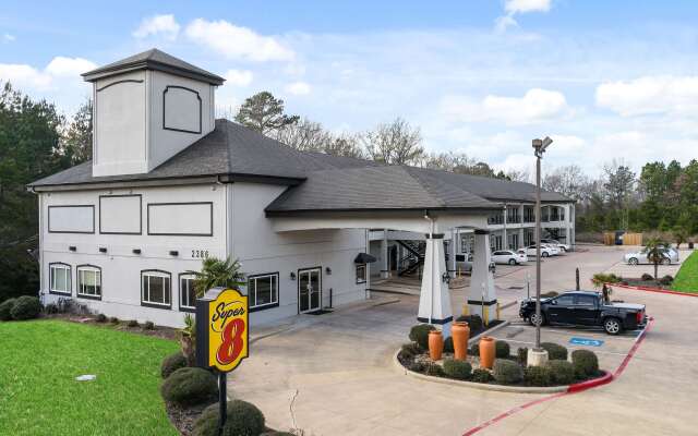 Super 8 by Wyndham Carthage TX