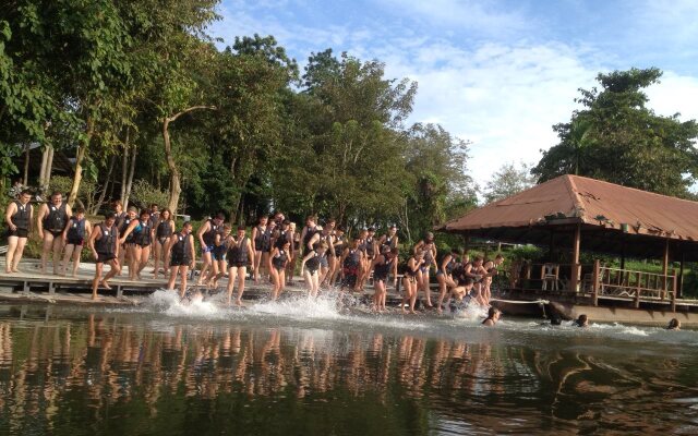 Baanrai Riverkwai Resort